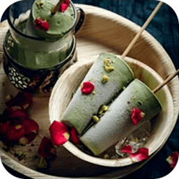 Ice cream with pistachios