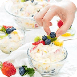 Fresh fruits with ice cream